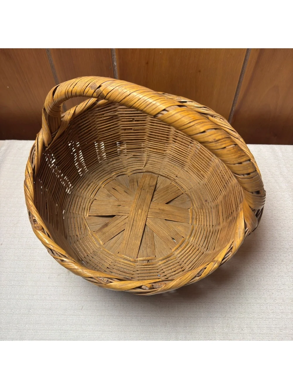 Vintage Woven Wicker Gathering Basket Round Rustic Farmhouse 11x11x8